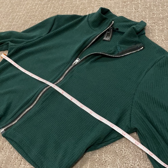 Publik green full zip Long sleeve crop small - Picture 9 of 9
